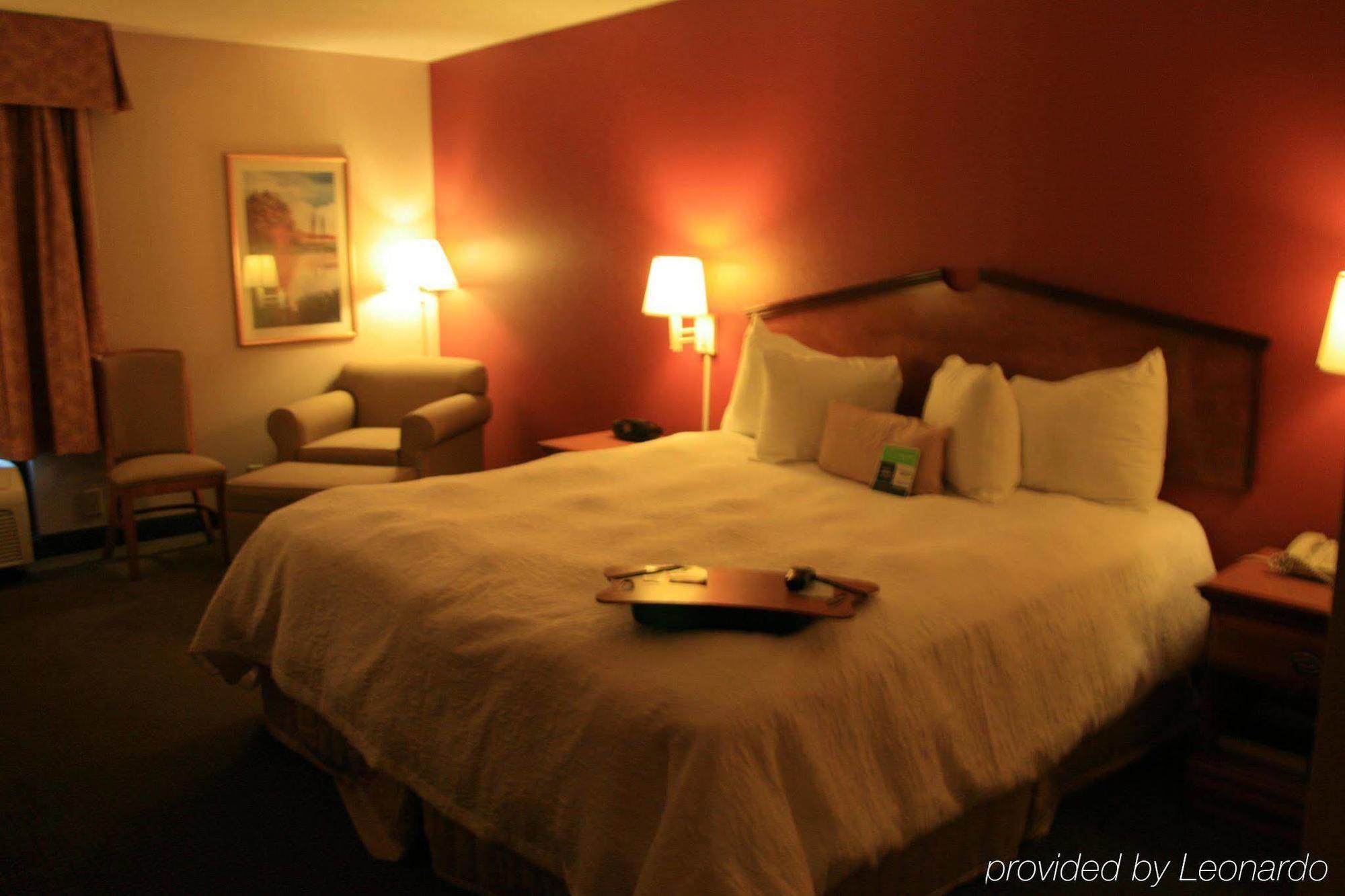 Hampton Inn Birmingham/Fultondale Δωμάτιο φωτογραφία